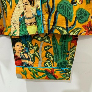 ชุดนอนผ้าซาตินพิมพ์ลายเขตร้อนสำหรับผู้หญิง แขนยาว คอปก ชุดนอน 2 ชิ้น - Product Image 3