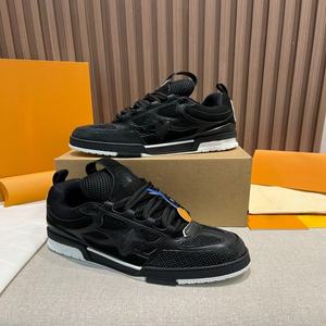 Nuevos zapatos de diseñador de lujo de alta calidad, zapatos deportivos casuales de caña baja, zapatos casuales negros vintage a la moda, zapatos estilo walking. - Product Image 1