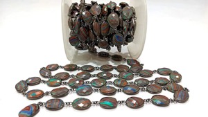 Cadena con Conector de Cuarzo Fordite en Forma Libre Briolette de 10x15mm - Product Image 3