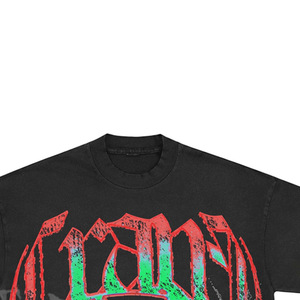 T-shirt blanc pour homme coupe classique avec imprimé lettres rouge et vert, style formel, col roulé, manches courtes, 100% coton, tissu tricoté - Product Image 3
