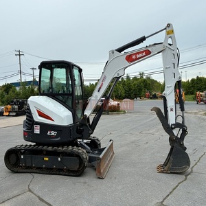Mini-excavatrice Bobcat de qualité supérieure pour les travaux de terrassement intensifs, la construction, l'aménagement paysager et les projets de développement de terrains - Product Image 1