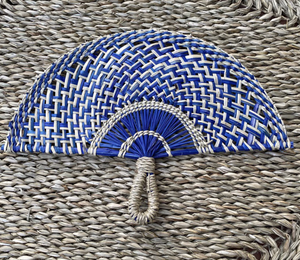 Abanico de mano artesanal de hierba marina de Vietnam, material natural tejido, herramienta refrescante, decorativo, rústico, artículo de regalo para bodas y fiestas - Product Image 2