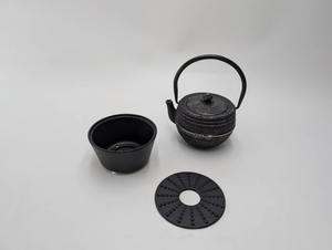 Théière japonaise en fonte avec bougie, 600 ml, émaillée, compatible cuisinière, résistante à la chaleur, infuseur à thé en vrac - Product Image 2
