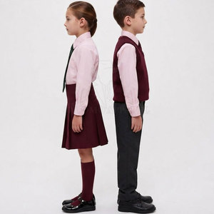 Ensemble uniforme scolaire pour enfants, directement de l'usine, avec matériaux de qualité supérieure, couleurs scolaires personnalisées et service de broderie. - Product Image 3