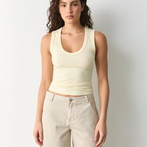 Camiseta sin mangas de punto acanalado, cuello redondo, transpirable, de alta elasticidad, sexy, informal, ajustada, para yoga, para mujer. - Product Image 1