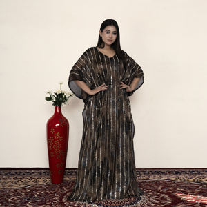 Caftán bordado con papel de aluminio Rangoli, con drapeado, rayas brillantes subtiles, mangas relajadas, caída elegante, perfecto para ocasiones festivas. - Product Image 2