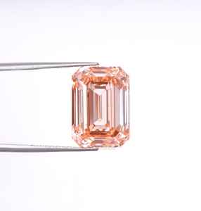 Diamante de Corte Esmeralda Cultivado en Laboratorio con Certificación IGI, Color Rosa Fantasía, Claridad VVS, Perforado con Láser, de Alta Gama, el Más Vendido, para Joyería - Product Image 2