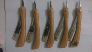 Wholesale Professional Wood Handle <b>Straight</b> Edge Cut Barber Shaving <b>Razor</b> Folding Manual Shaver Body Hair Remover - Product Image 5