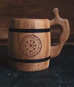 Mug en bois avec design de runes vikings, poignée gravée au laser, fait main, écologique, passe au lave-vaisselle, style classique vintage, accessoire de bar - Product Image 1