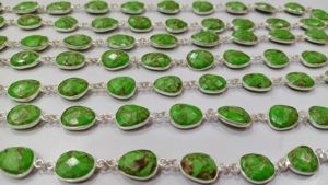 Cadena con Conector de Bisel de Turquesa Verde Natural en Forma Libre de 12 a 15 mm - Product Image 2