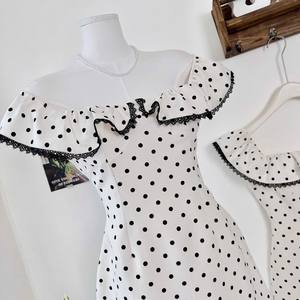 เดรสสั้นผู้หญิงลายจุดระบายสวยหรูสไตล์ OEM น้ำหนักเบาเหมาะสำหรับฤดูร้อน - Product Image 6