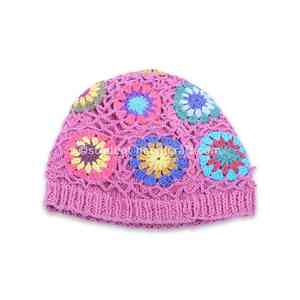 หมวกไหมพรมลายดอกไม้พร้อมดีไซน์ดอกไม้สวยงาม - Product Image 1