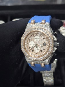 Montre de luxe pour homme personnalisée avec moissanite, mouvement mécanique, chronographe étanche, cadran en verre cristal - Product Image 3