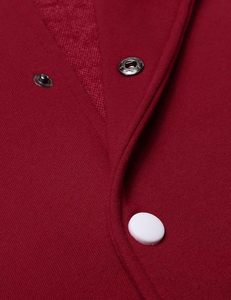 Chaqueta de invierno estilo varsity para hombre, imprescindible para los días fríos, hecha con material de calidad, forro suave y un diseño deportivo sencillo. - Product Image 2