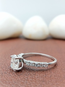 แหวนแต่งงานทรงรีทันสมัยจาก D'VINS JEWELS ประดับเพชรทรงบริลเลียนต์สี D ขาว โรสโกลด์ เพชรเพาะเลี้ยงในห้องปฏิบัติการ พร้อมใบรับรอง - Product Image 6