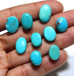 Cabochon ovale en turquoise d'Arizona naturelle de Kingman en gros pour la fabrication de bijoux - Product Image 2