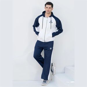Chándal personalizado blanco y azul marino para hombre - Product Image 1