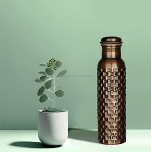 Bouteille de cuivre pur en métal Drinkware avec des avantages de santé ayurvédiques Antique - Product Image 2