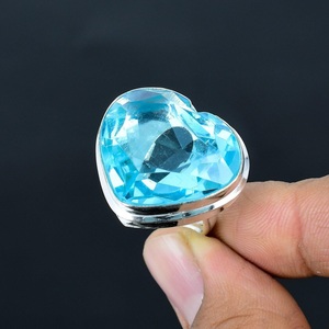 Anillo de Topacio Azul en Forma de Corazón Natural, Plata de Ley 925, Anillo de Piedra Preciosa Azul Hecho a Mano, Joyería de Lujo al por Mayor - Product Image 2
