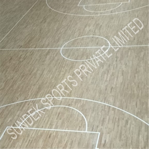 Revêtement de sol antidérapant pour terrain de basketball intérieur, surface sportive en bois - Product Image 2