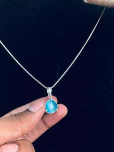Pendentif en argent allemand avec chalcédoine aqua et serti clos pour femme, bijoux de qualité supérieure, meilleur prix, vente en gros de pierres précieuses - Product Image 4