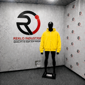Maqueta de Sudadera con Capucha Amarilla de Alta Calidad, Vista Frontal, con Plantilla de Diseño de Ropa en Blanco, para Creación de Marca y Estilo Digital - Product Image 3