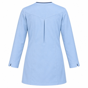 Bata de Laboratorio Médica Ligera Azul Hielo con Ribete Azul Marino, Uniforme de Doctor sin Cuello, Ropa de Trabajo Unisex Personalizada al por Mayor para el Equipo de la Clínica - Product Image 2