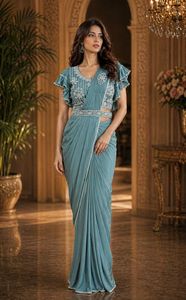 ส่าหรีสีฟ้าอมเขียวสุดหรู พร้อมเสื้อปักลายและเข็มขัดดีไซน์เนอร์ พร้อมสวมใส่สำหรับงานปาร์ตี้ ชุดส่าหรีอินเดียสำหรับผู้หญิง - Product Image 2