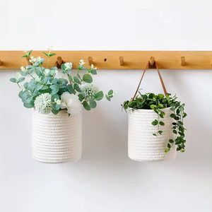 Housse de pot en jute rustique – Jardinière artisanale en fibres naturelles pour la décoration intérieure et l'aménagement de l'espace - Product Image 4