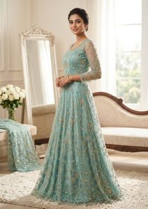 Tela de malla bordada con cuentas florales y lentejuelas pesadas, tejida con hilo, para la confección de vestidos, sarees, lehengas y dupattas para niñas, venta al por mayor. - Product Image 5
