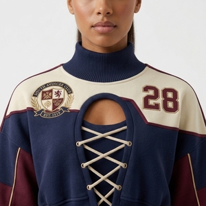 Ensemble de survêtement léger d'été pour femme en polyester/coton, avec short et sweat-shirt, imprimé dentelle, style course, vêtements de sport personnalisés pour équipe - Product Image 5