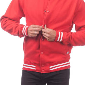 Blouson universitaire rouge en gros pour hommes, blouson Letterman vierge en coton molletonné, coupe ajustée, blouson bomber de baseball, vêtement d'extérieur personnalisé pour équipe - Product Image 2