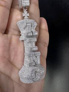 Pendentif de luxe en moissanite pièce d'échecs Roi, en argent 925, style Hip Hop Iced Out, collier personnalisé pièce d'échecs, passe le test du diamant - Product Image 4
