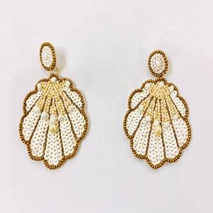 Vente chaude 2025 boucles d'oreilles en perles de rocaille pour les filles conceptions personnalisées boucles d'oreilles en gros en vrac - Product Image 6