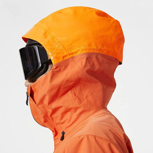 Uniforme de Esquí Cómodo y Holgado de Material Duradero, Fabricación Pakistaní, Nuevo en Stock - Product Image 6