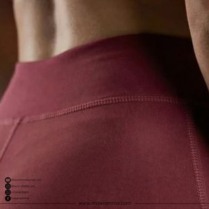 กางเกงขาสั้นโยคะลายทาง/สีพื้นแบบมีโลโก้สั่งทำ OEM เป็นมิตรกับสิ่งแวดล้อม เนื้อผ้าริบ ระบายอากาศได้ดี ไซส์พลัสสำหรับผู้หญิง กางเกงออกกำลังกายสำหรับฤดูร้อน - Product Image 6