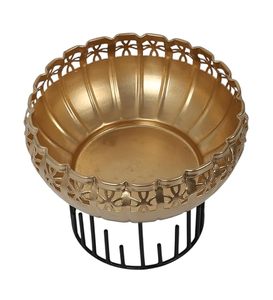 Bol en métal glamour avec motif floral découpé, finition polie, fait main, décoratif, idéal pour les cadeaux - Product Image 3