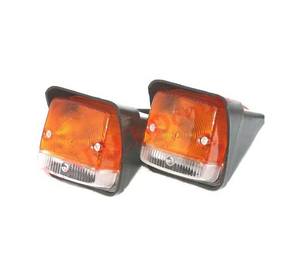Juego de 2 luces direccionales de estacionamiento Mahindra OEM S2U, indicadores 0055506380 0055506381, compatibles con S2U 585 585DI 595 595DI 615 615DI - Product Image 1