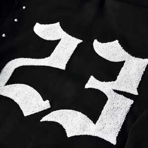 Hoodies personnalisés à strass très demandés – Sweat à capuche zippé délavé avec strass, coupe oversize et courte pour homme - Product Image 3