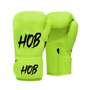 Gants de boxe personnalisés pour l'entraînement et les sparring MMA, Muay Thai, BJJ, grappling, sacs de frappe et boxe - Product Image 1