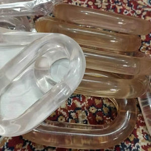 Cadena de Resina Personalizada con Tema de Amor para Decoración del Hogar, con Alta Transparencia y Varios Colores - Product Image 1