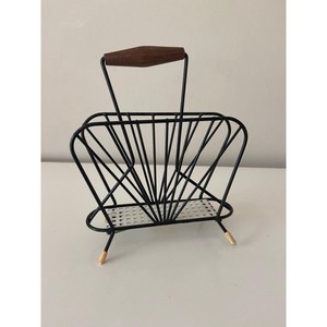 Support moderne pour serviettes en métal avec poignée en bois, support décoratif de table portable - Product Image 6