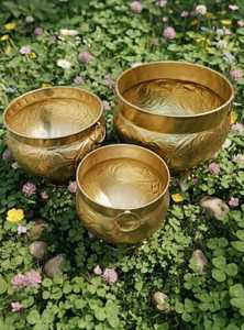 Jarrón de Metal Dorado de Lujo Indio, Moderno, Hecho a Mano, para Flores, Centro de Mesa para Diwali y Bodas, Decoración del Hogar - Product Image 4