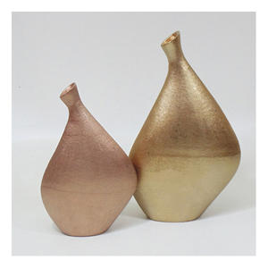 Florero Moderno de Aluminio con Base Elevada para Mesa de Centro de Sala de Estar y Decoración de Escritorio de Oficina - Product Image 5