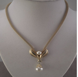 Impresionante colgante floral de filigrana en tonos de oro blanco y amarillo con detalles de cristal. Atrevido. Disponible a precios de mayorista. - Product Image 3