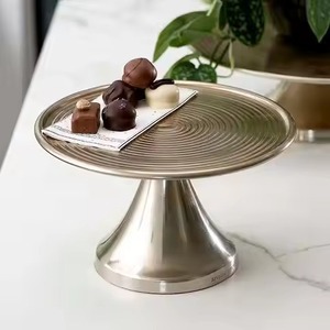 Soporte de Metal de Lujo para Pasteles, Exhibidor de Cupcakes, Soporte para Servir Postres, Decoración para Mesa de Bodas y Fiestas - Product Image 3