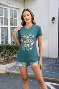 T-shirt imprimé tendance pour femmes, t-shirt graphique décontracté, tissu en coton, toucher doux, haut élégant pour l'été, vêtement léger et à la mode - Product Image 4