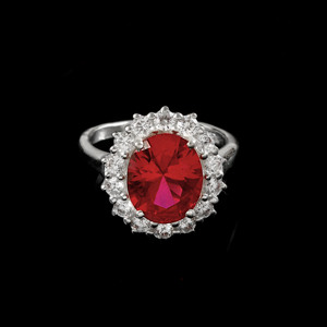 Bague de fiançailles et de mariage élégante en argent sterling 925 avec incrustation vintage de rubis cultivés en laboratoire, toutes tailles disponibles - Product Image 4