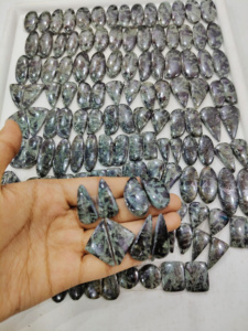 พลอยอะลูไลท์ธรรมชาติแบบ100% อัญมณีอัญมณีทรงหลวมสำหรับทำเครื่องประดับจากอินเดียราคาขายส่ง - Product Image 3