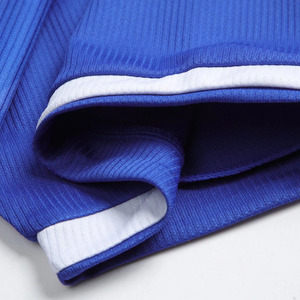 Maillot de football personnalisé de haute qualité en polyester sublimé à 100 %, multicolore, unisexe, uniforme d'entraînement court, respirant et à séchage rapide - Product Image 3